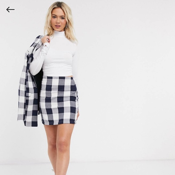 ASOS Dresses & Skirts - NWT ASOS HEARTBREAK GINGHAM PLAID MINI SKIRT